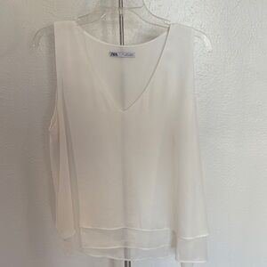 Zara Cream V-Neck Sleeveless Blouse